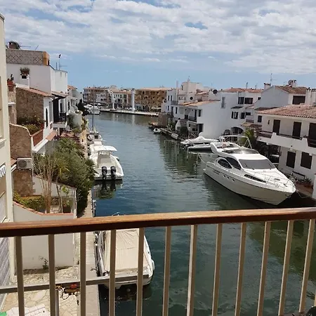 Apartment Magnifico Junto Al Canal Principal. *